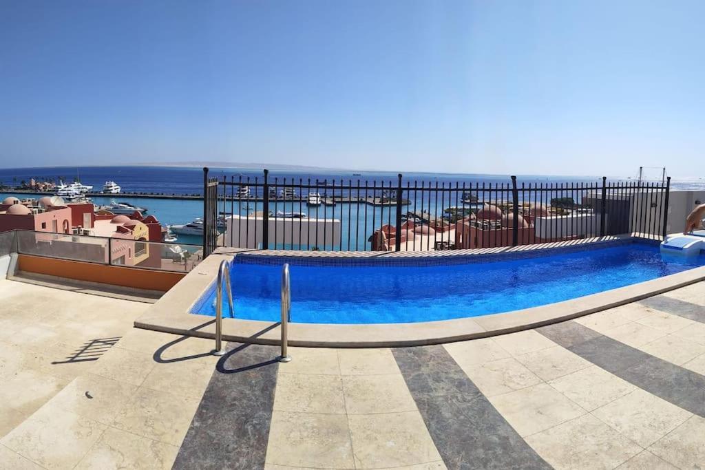 With Breathtaking 's View With 2 Bedrooms Hurghada