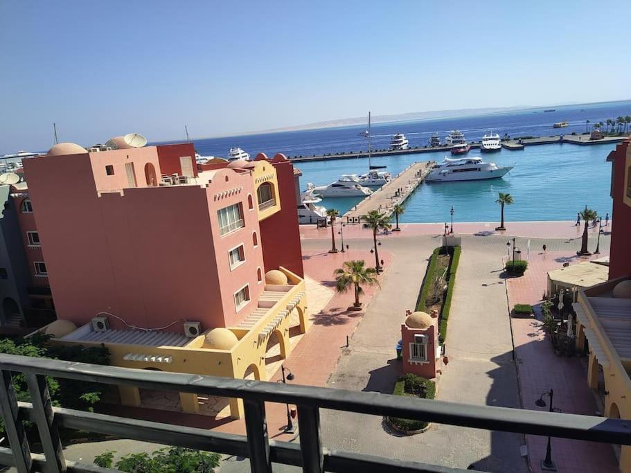 With Breathtaking 's View With 2 Bedrooms *